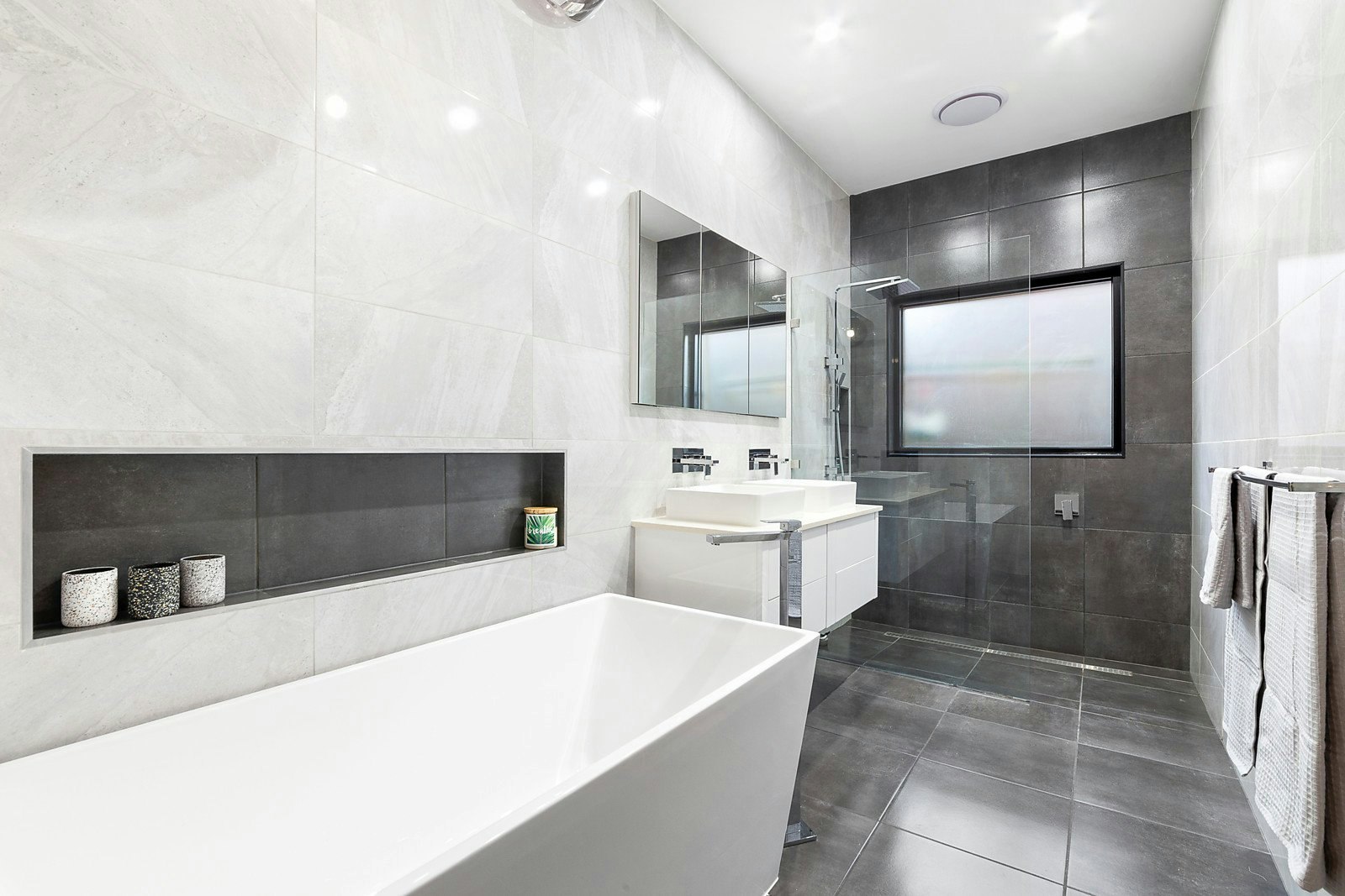 111 Summerhill Road, Glen Iris, VIC