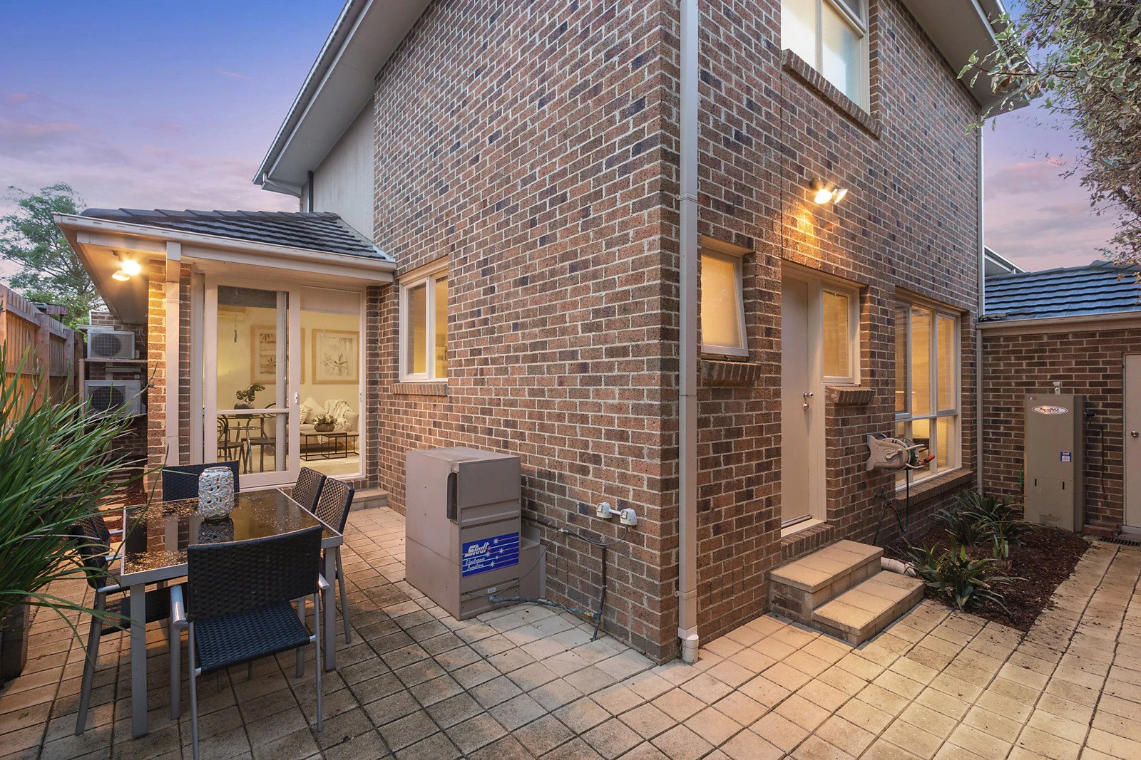 4/26 Edwards Street, Burwood, VIC