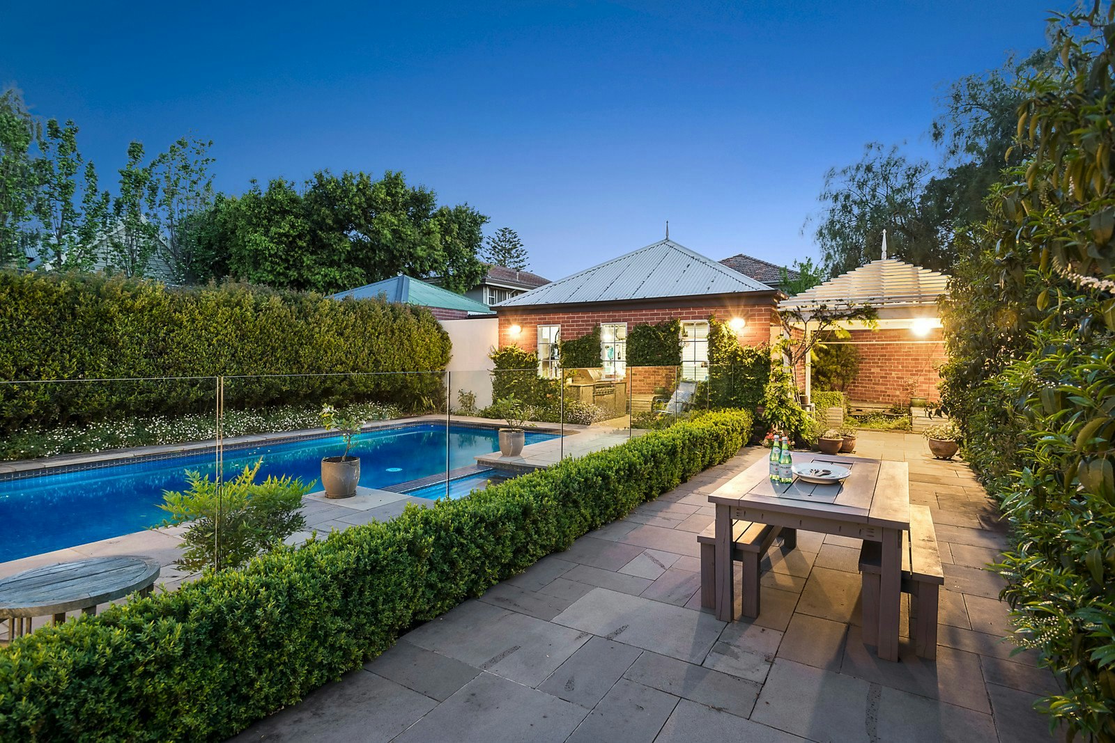 2 Hawthorn Grove, Hawthorn, VIC
