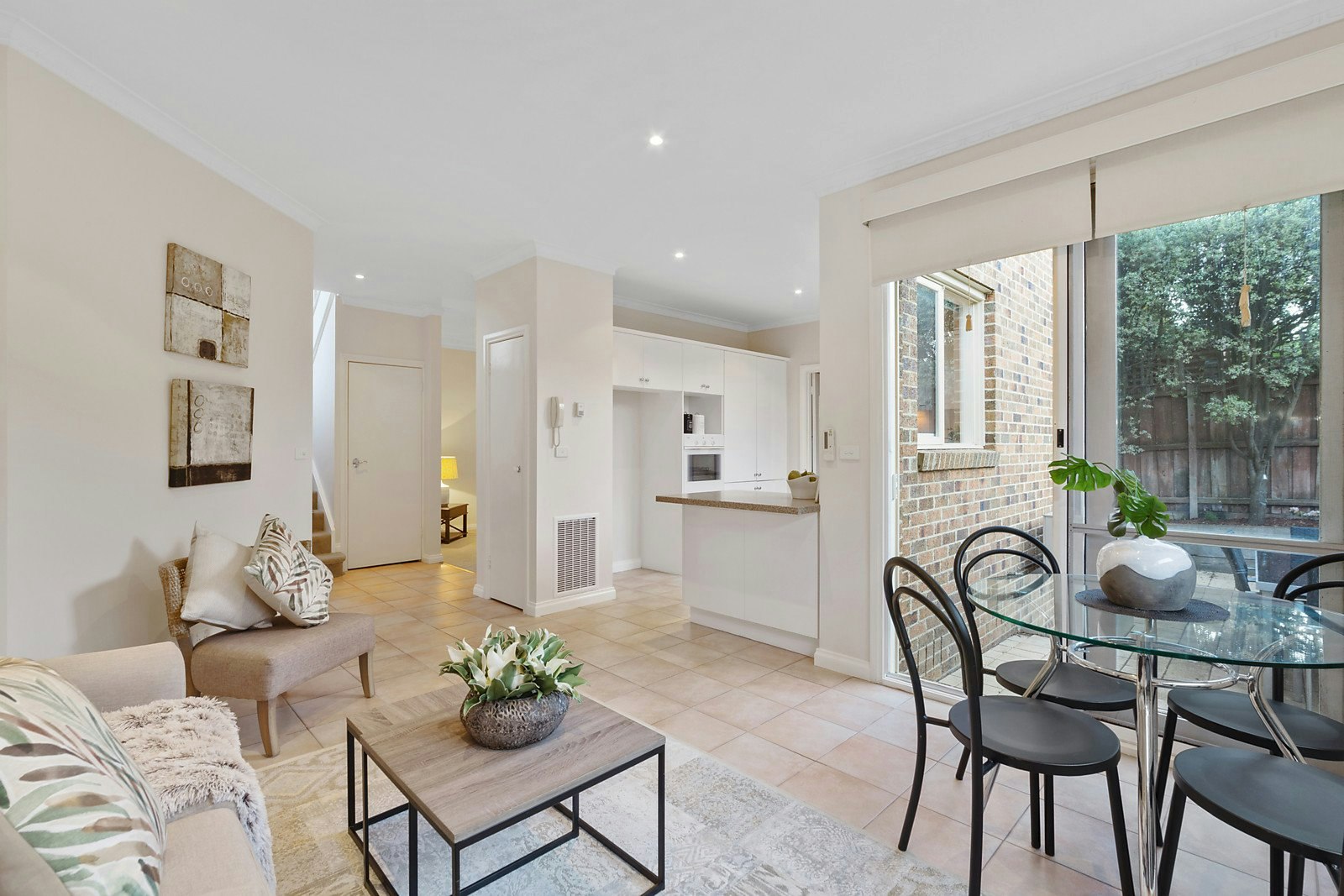 4/26 Edwards Street, Burwood, VIC