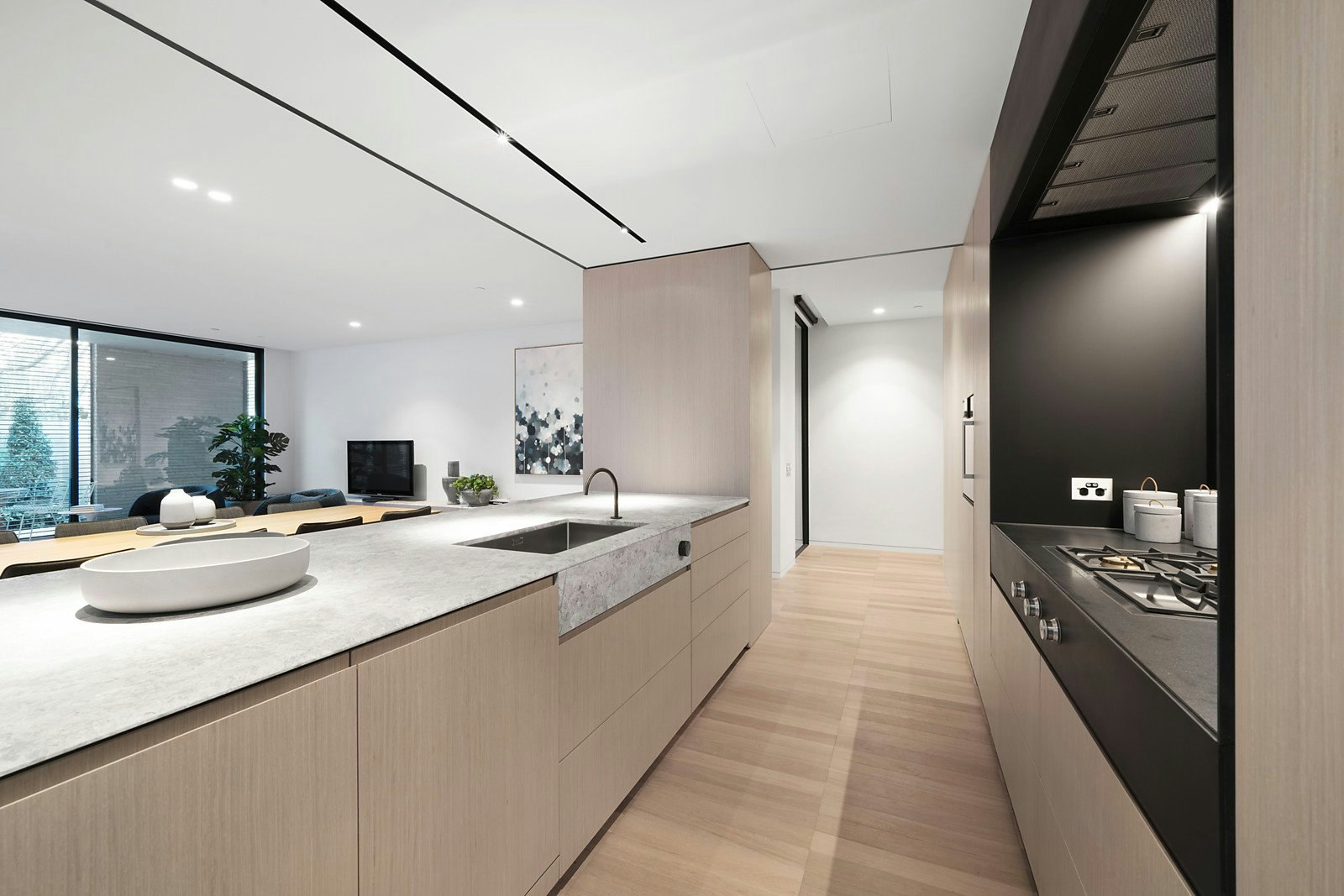 2/97 Mathoura Road, Toorak, VIC