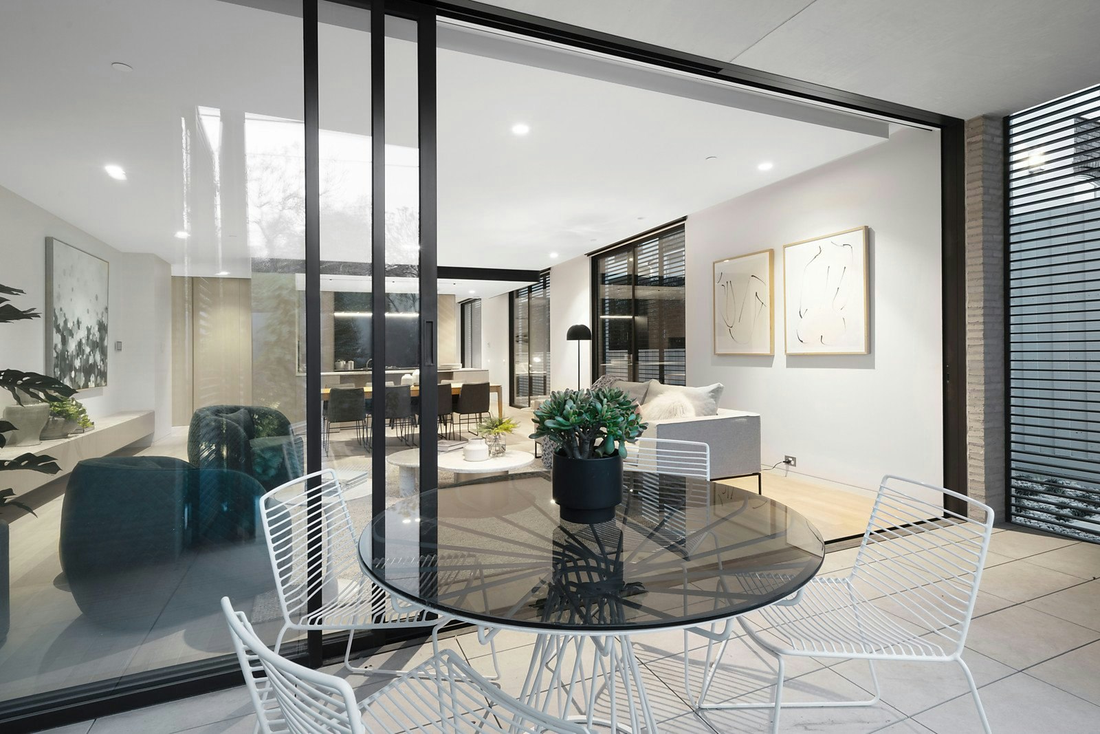 2/97 Mathoura Road, Toorak, VIC