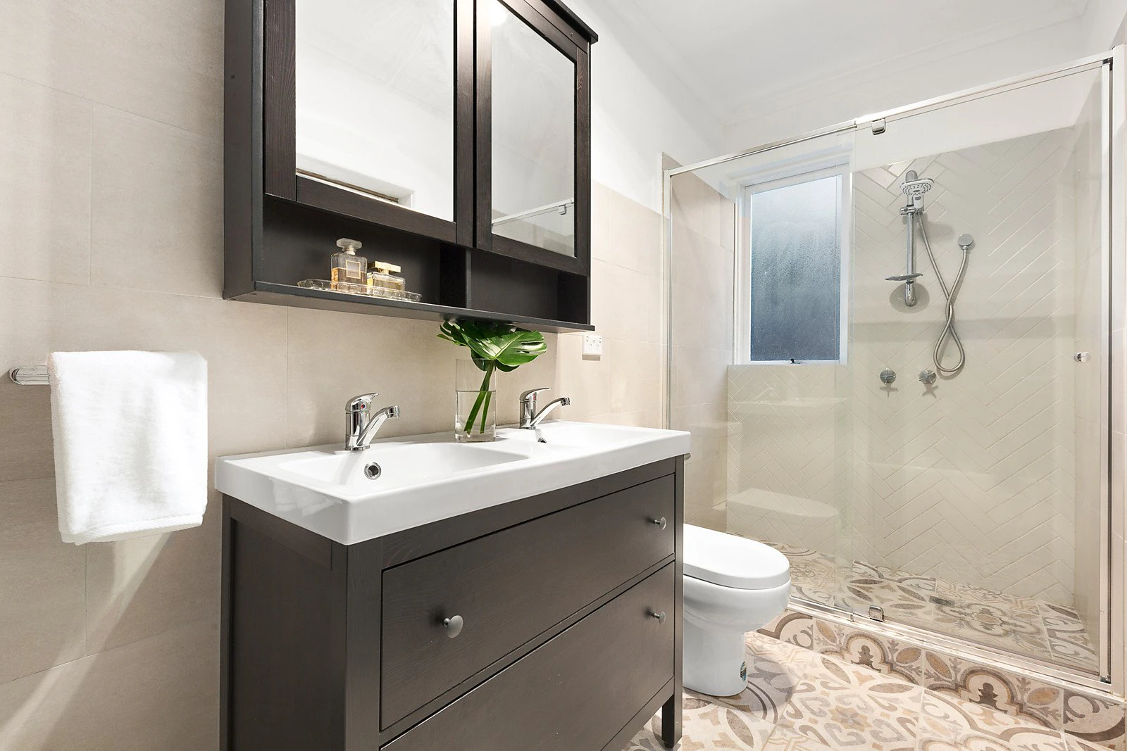 2c Woodmason Street, Malvern, VIC