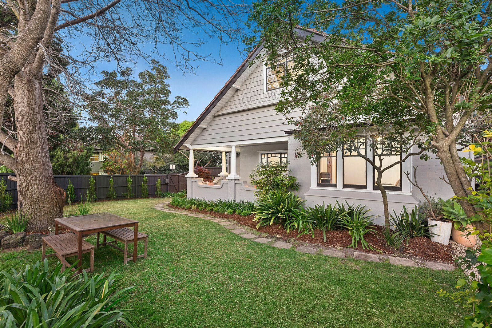 2c Woodmason Street, Malvern, VIC