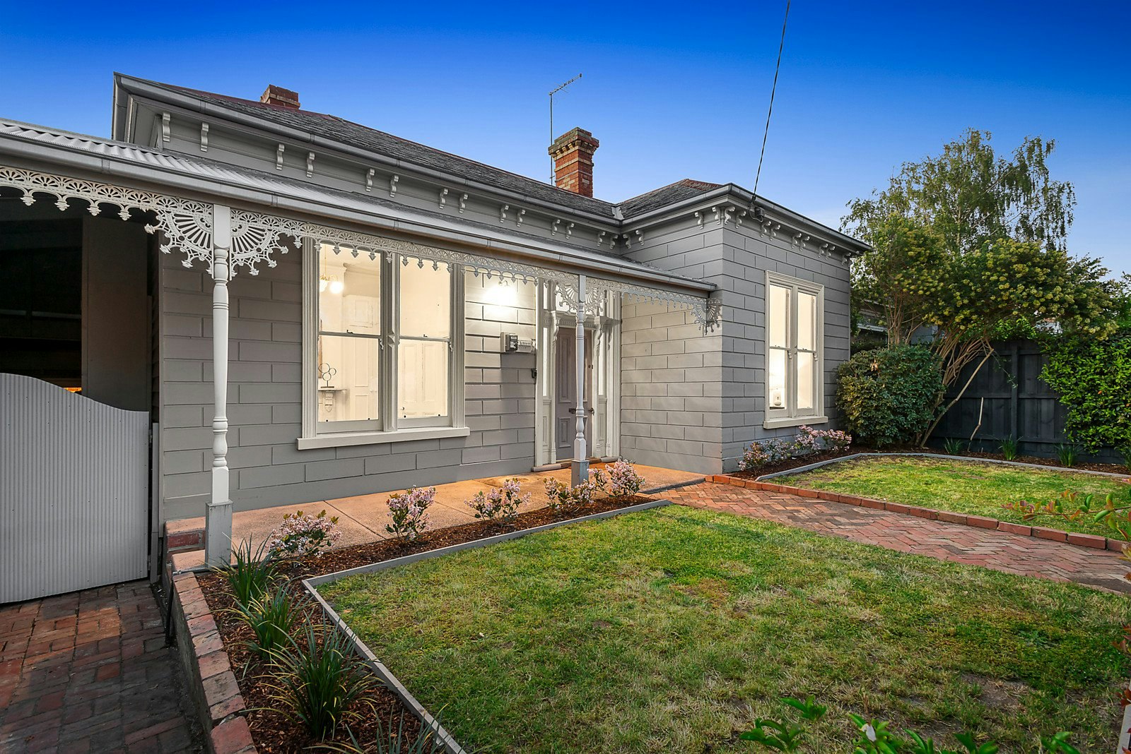 17 Seymour Avenue, Armadale, VIC