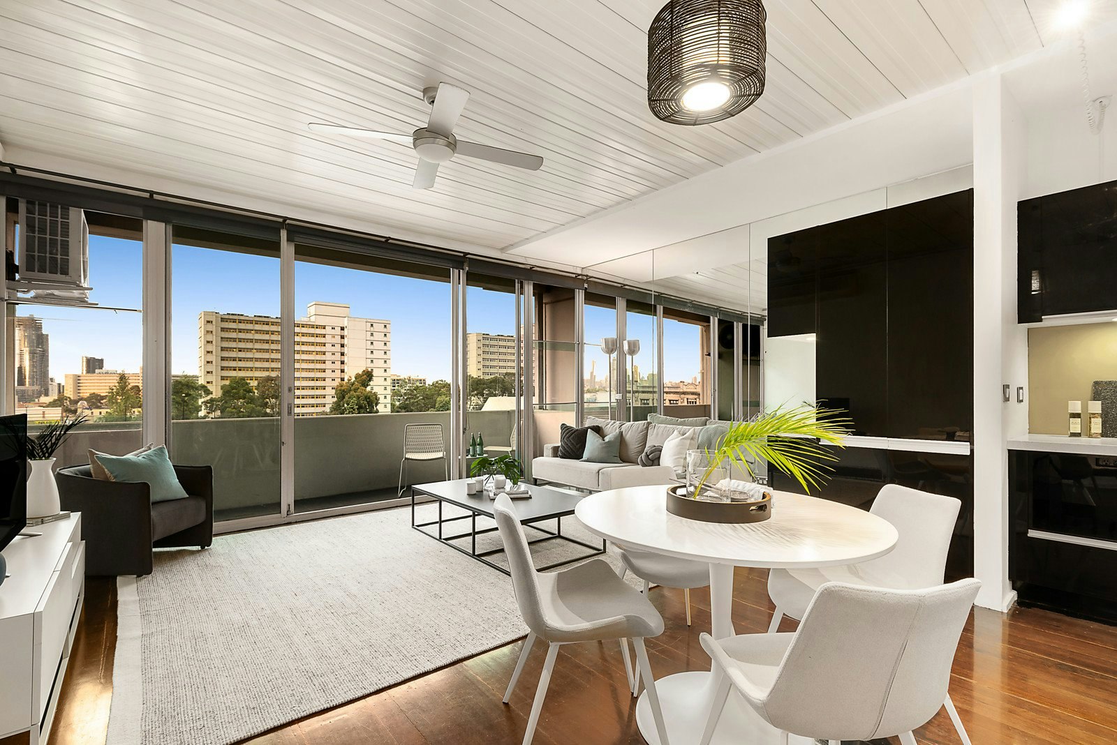 404/12 Anchor Place, Prahran, VIC