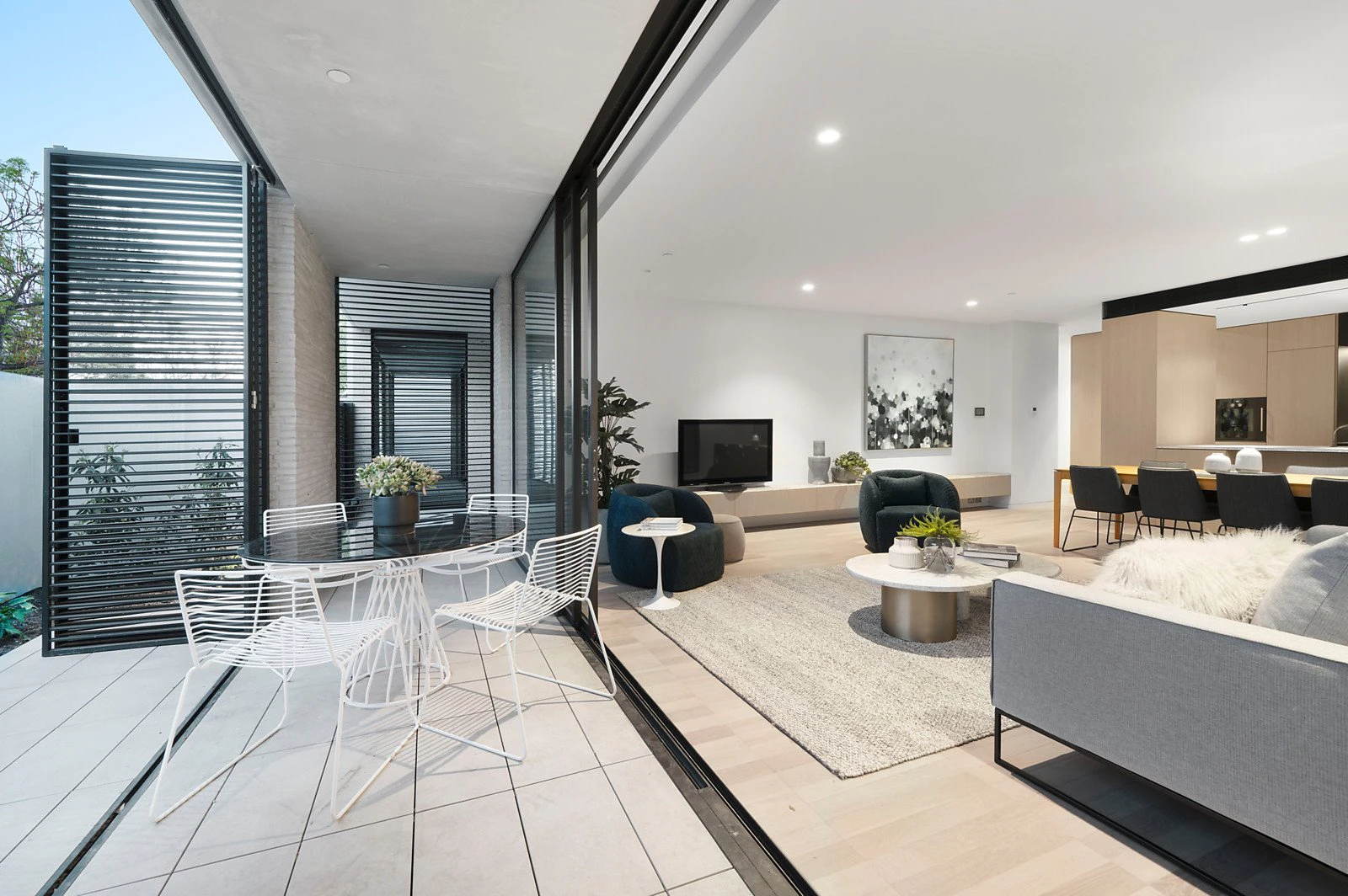 2/97 Mathoura Road, Toorak, VIC