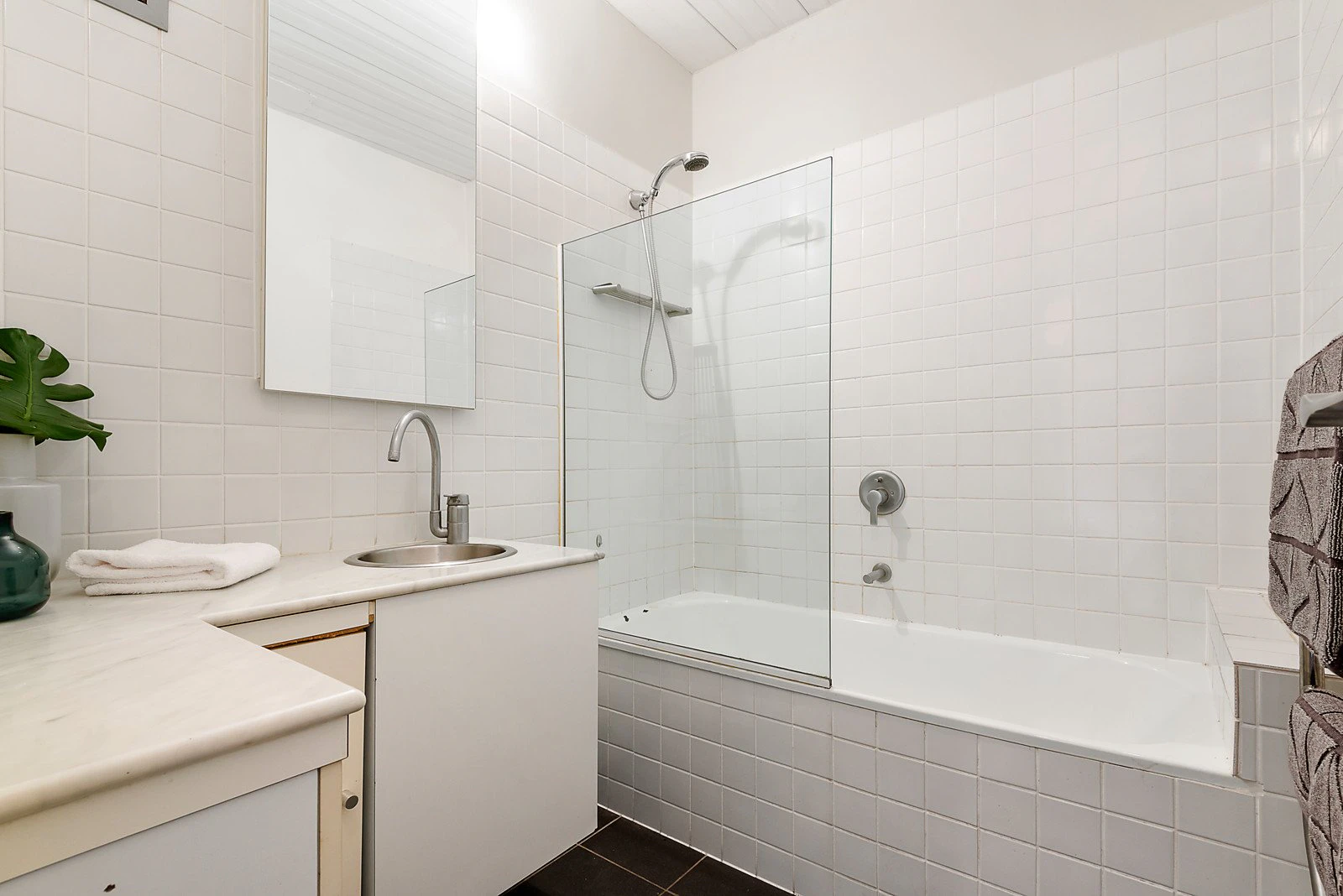 404/12 Anchor Place, Prahran, VIC