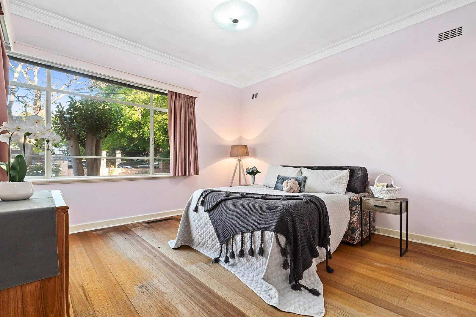 33 Ramsay Avenue, Kew East, VIC