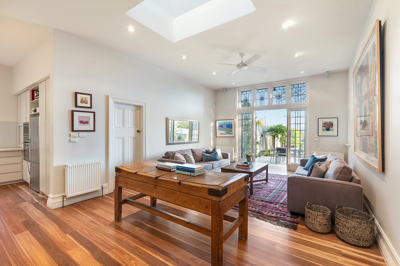 22 Chaucer Crescent, Canterbury, VIC