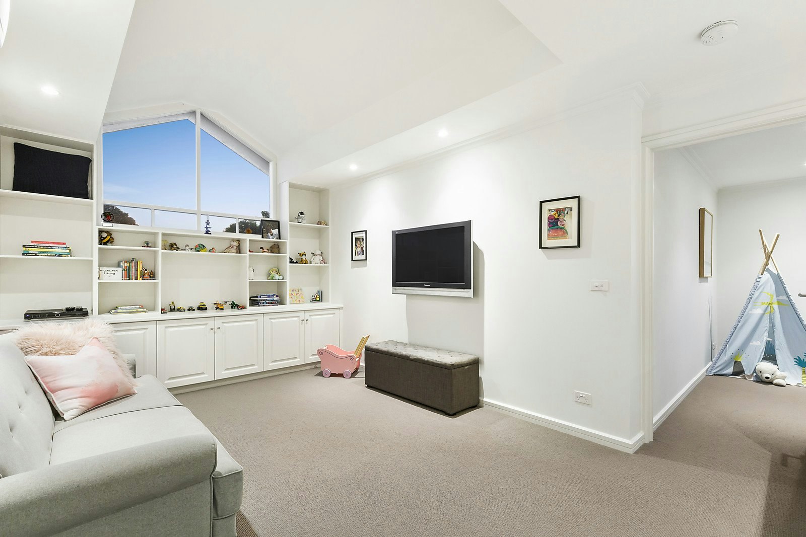 154 Ludstone Street, Hampton, VIC