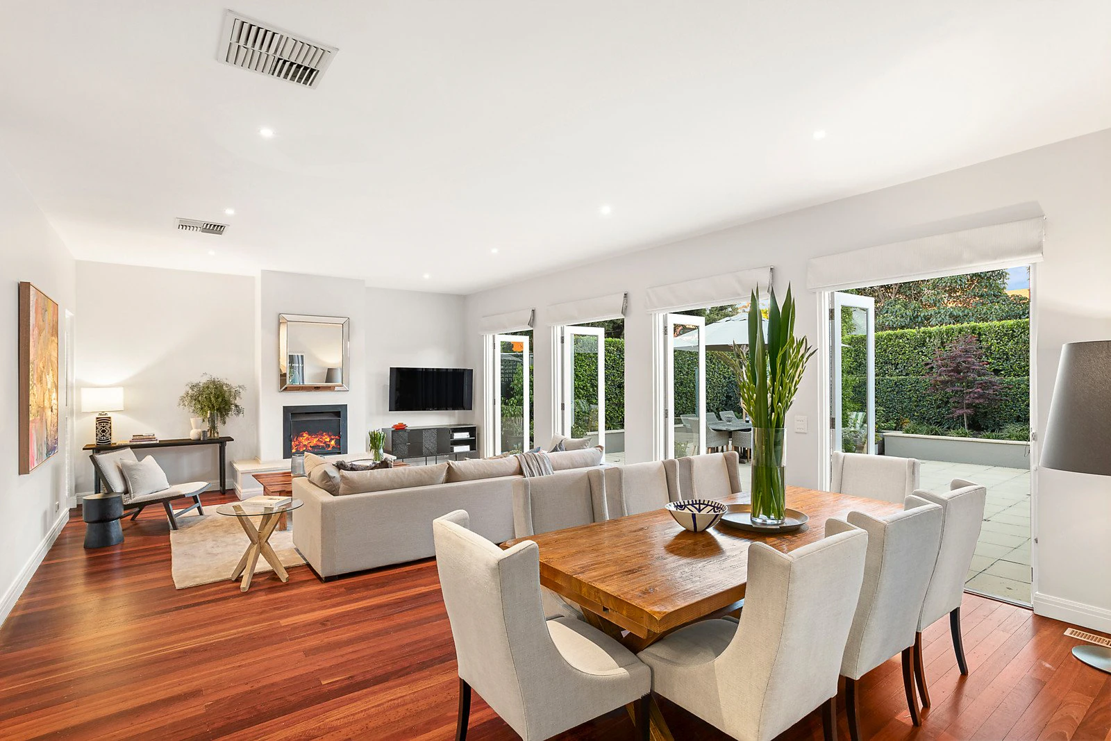 2 Mons Street, Glen Iris, VIC