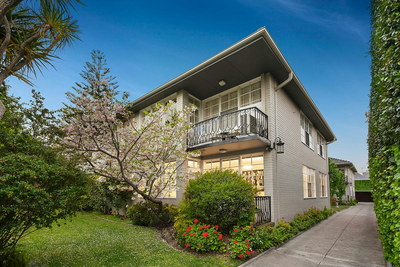 2/183 Kooyong Road, Toorak, VIC