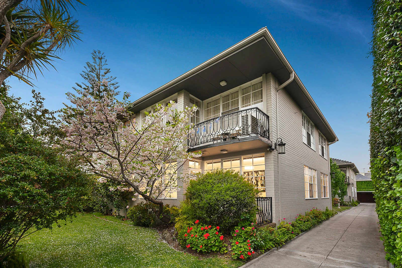 2/183 Kooyong Road, Toorak, VIC