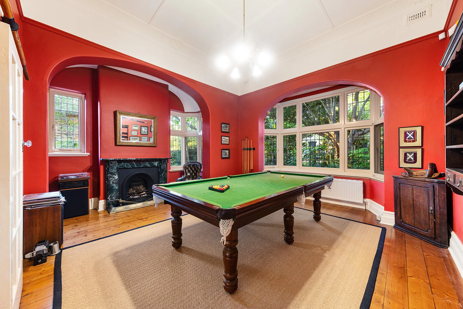 22 Chaucer Crescent, Canterbury, VIC