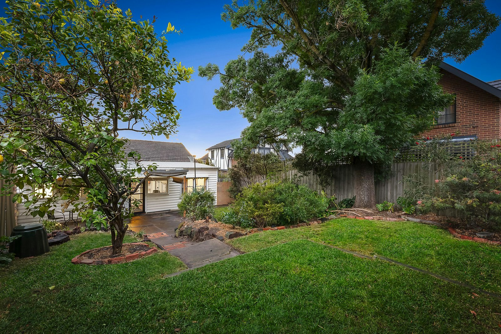 23 Somerset Road, Glen Iris, VIC