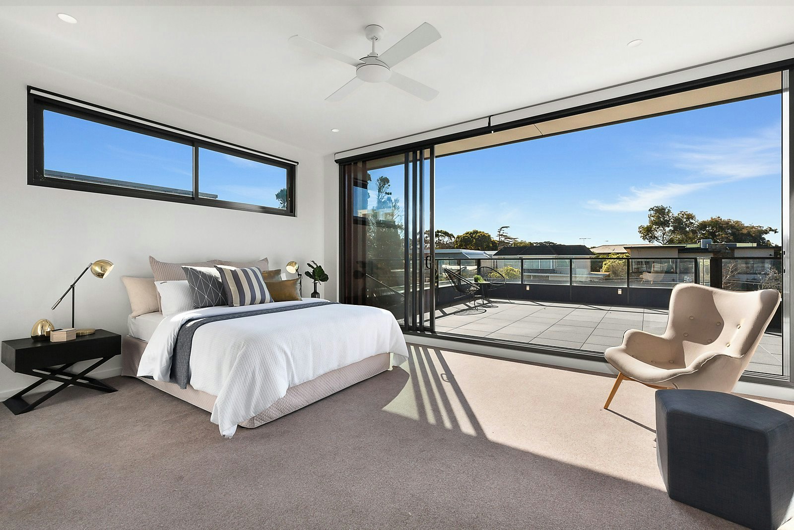Penthouse - 18/495 Balcombe Road, Beaumaris, VIC