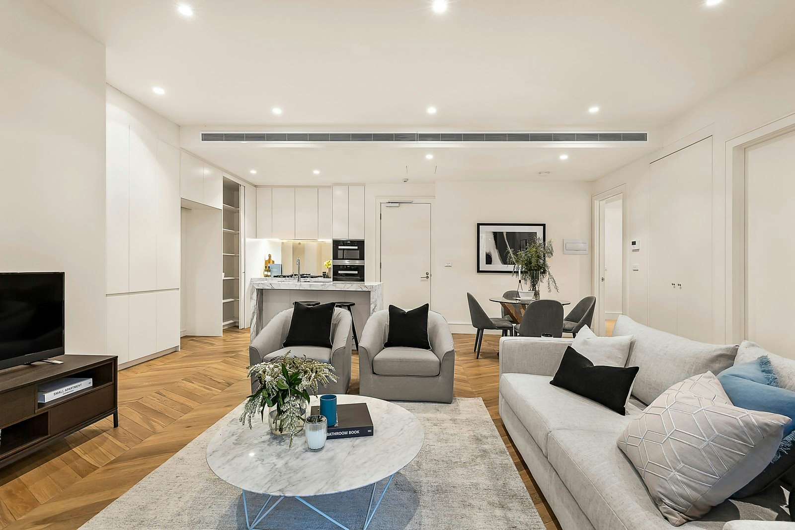 202/17 Somers Avenue, Malvern, VIC