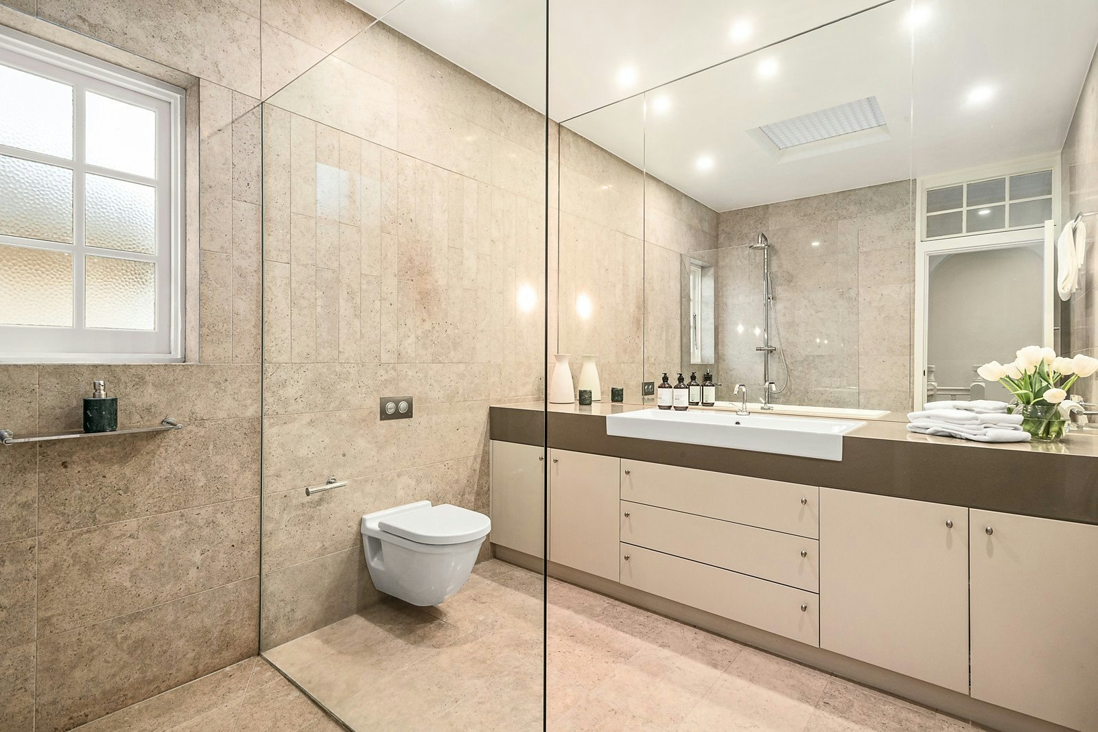 7 Stonnington Place, Toorak, VIC