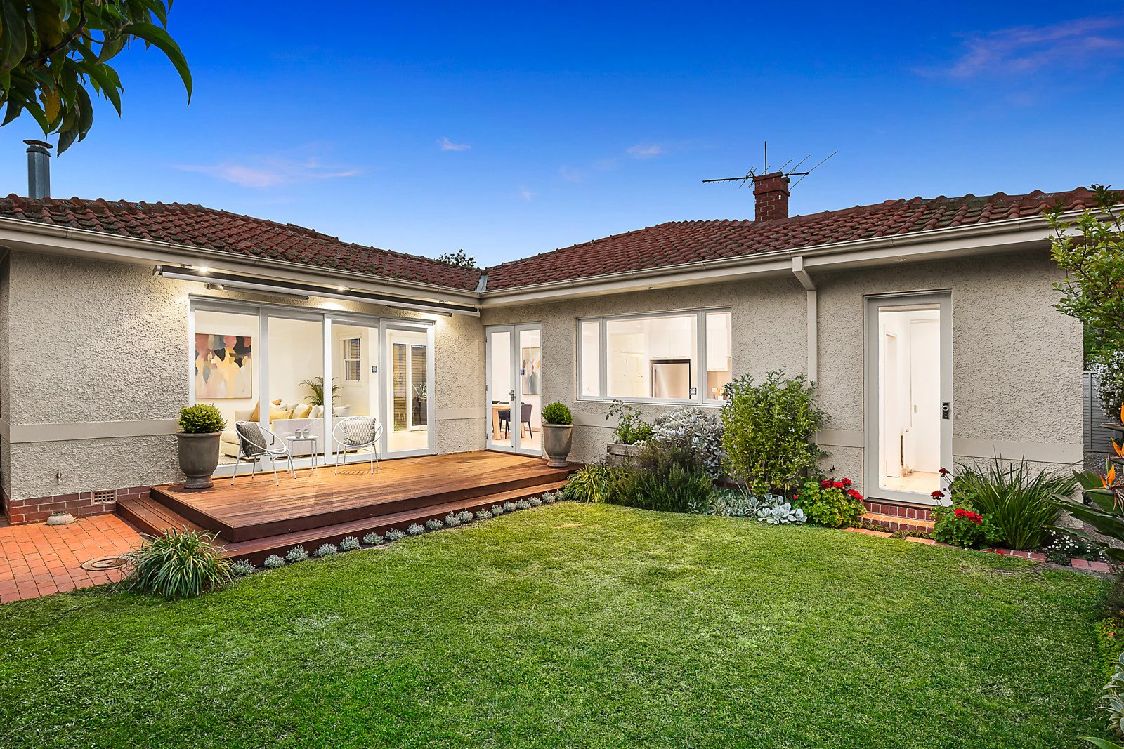11 Berrima Avenue, Malvern East, VIC