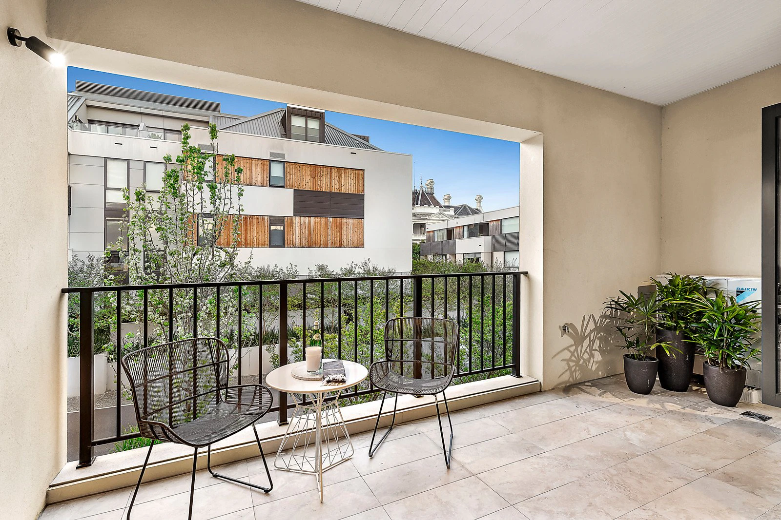 202/17 Somers Avenue, Malvern, VIC