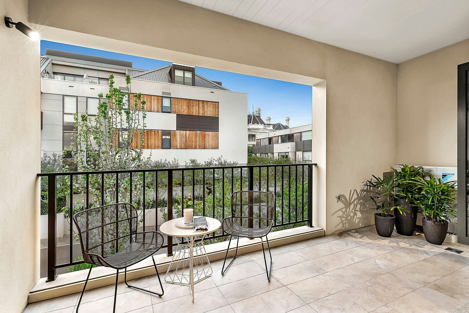 202/17 Somers Avenue, Malvern, VIC