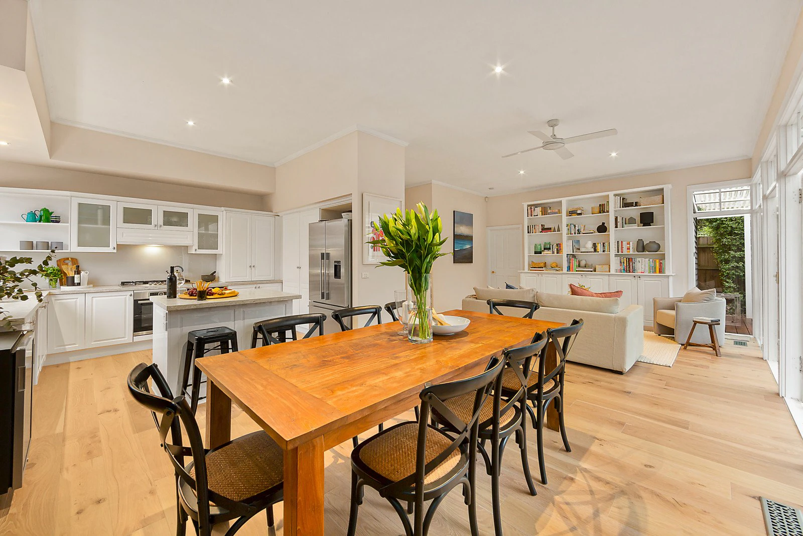 17 Mont Iris Avenue, Glen Iris, VIC