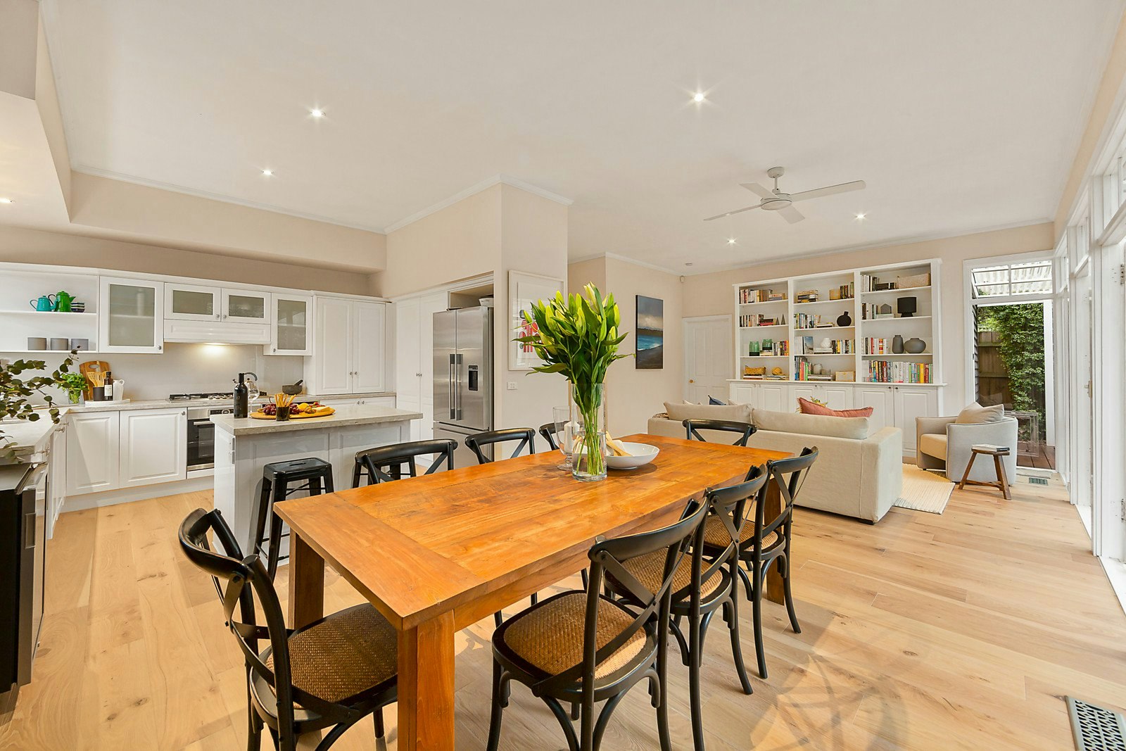 17 Mont Iris Avenue, Glen Iris, VIC