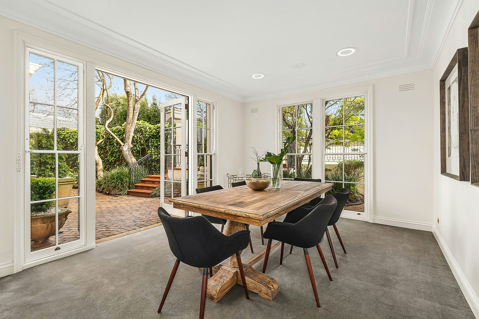 2B Kinane Street, Brighton, VIC