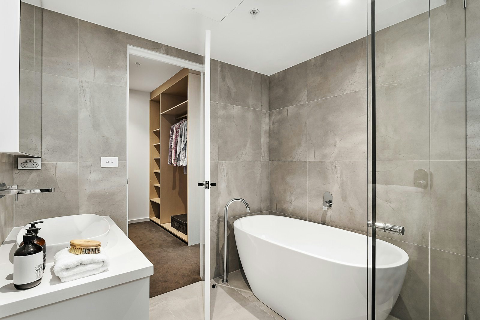 2/1A Lisson Grove, Hawthorn, VIC