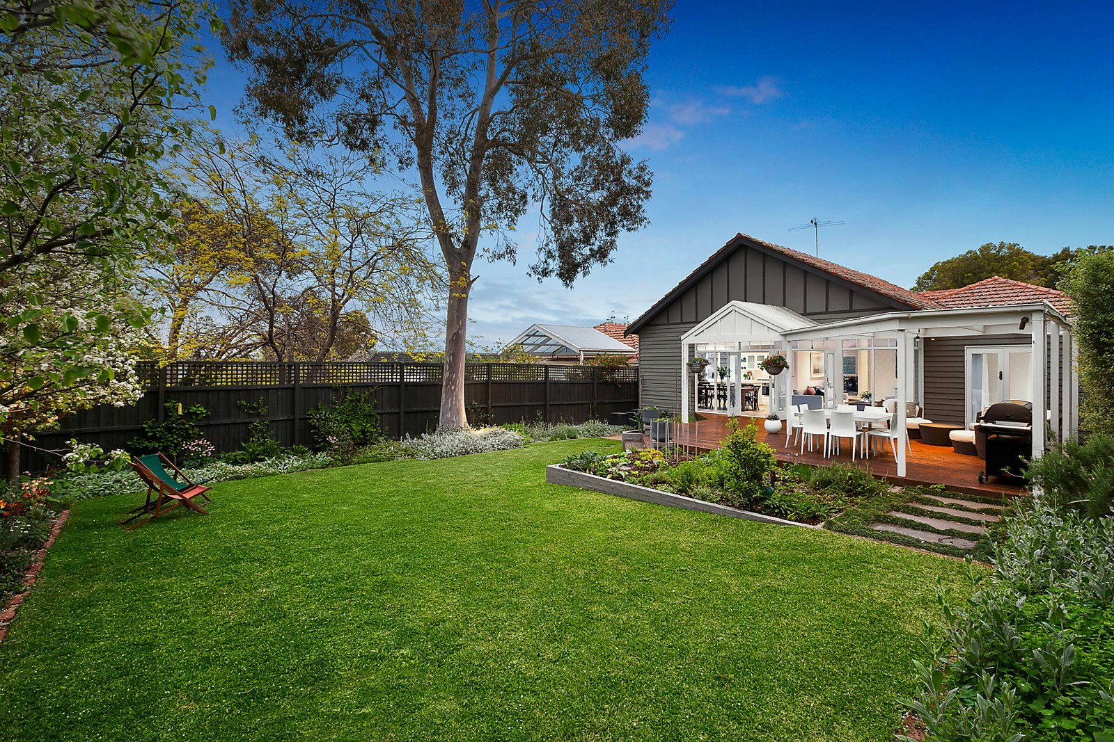 17 Mont Iris Avenue, Glen Iris, VIC