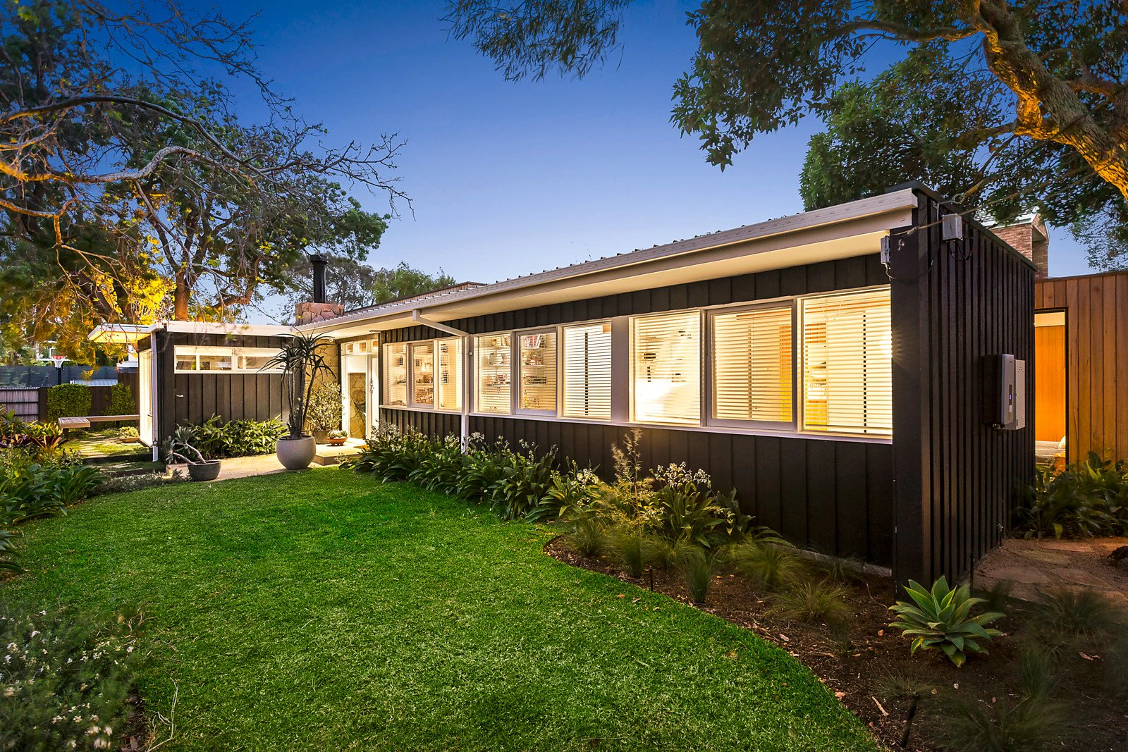 14 Cromer Road, Beaumaris, VIC