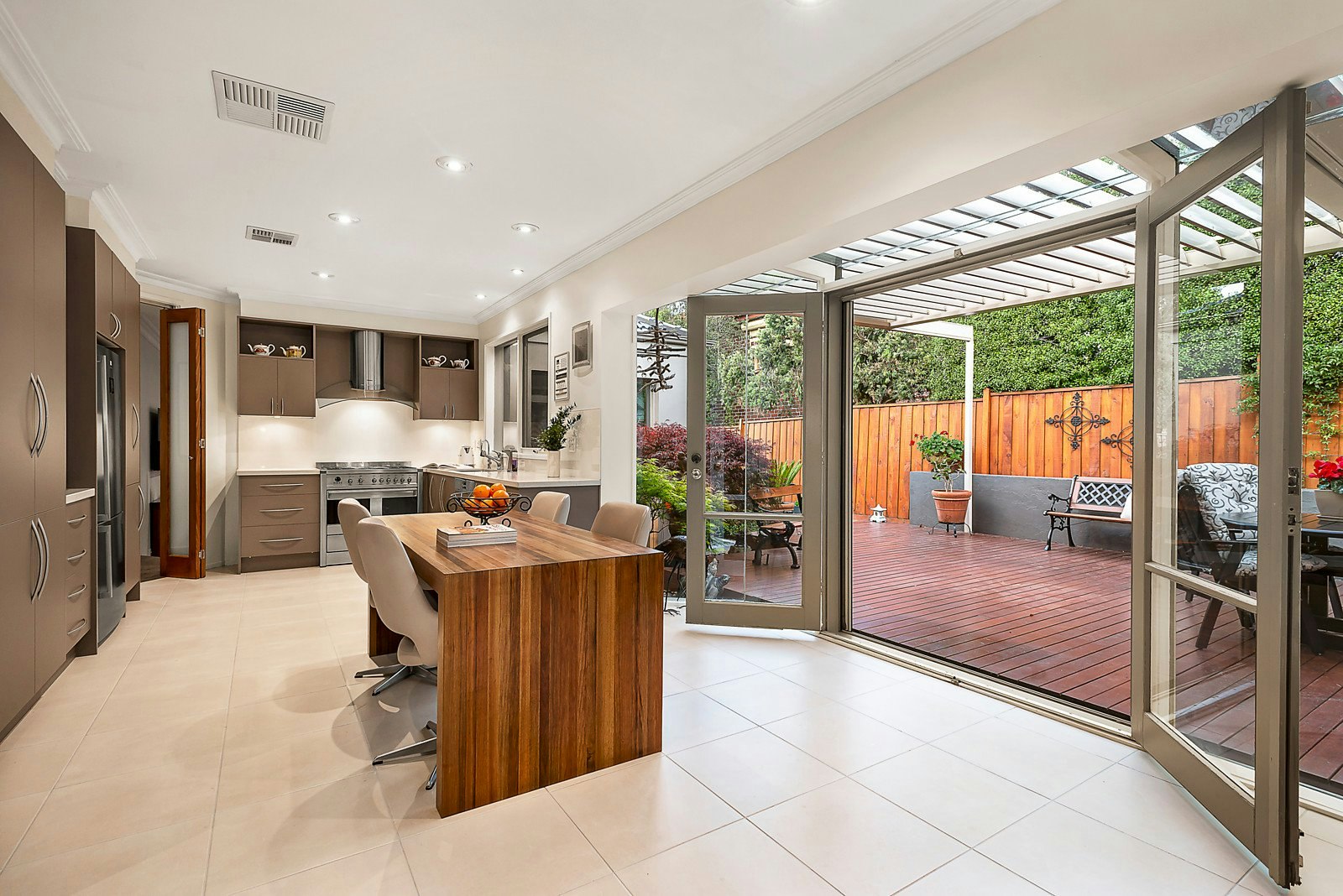 4 Ashburton Road, Glen Iris, VIC