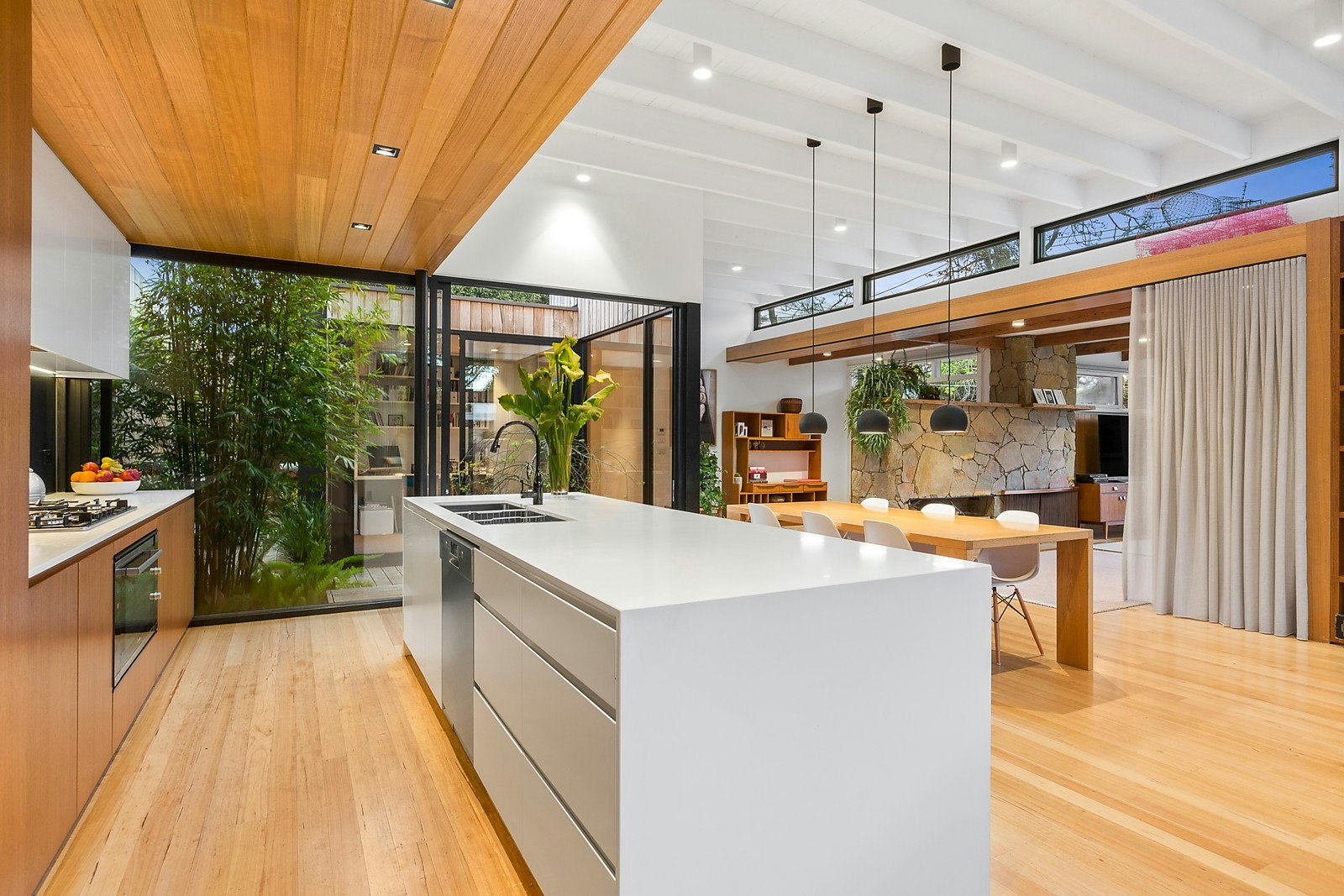 14 Cromer Road, Beaumaris, VIC