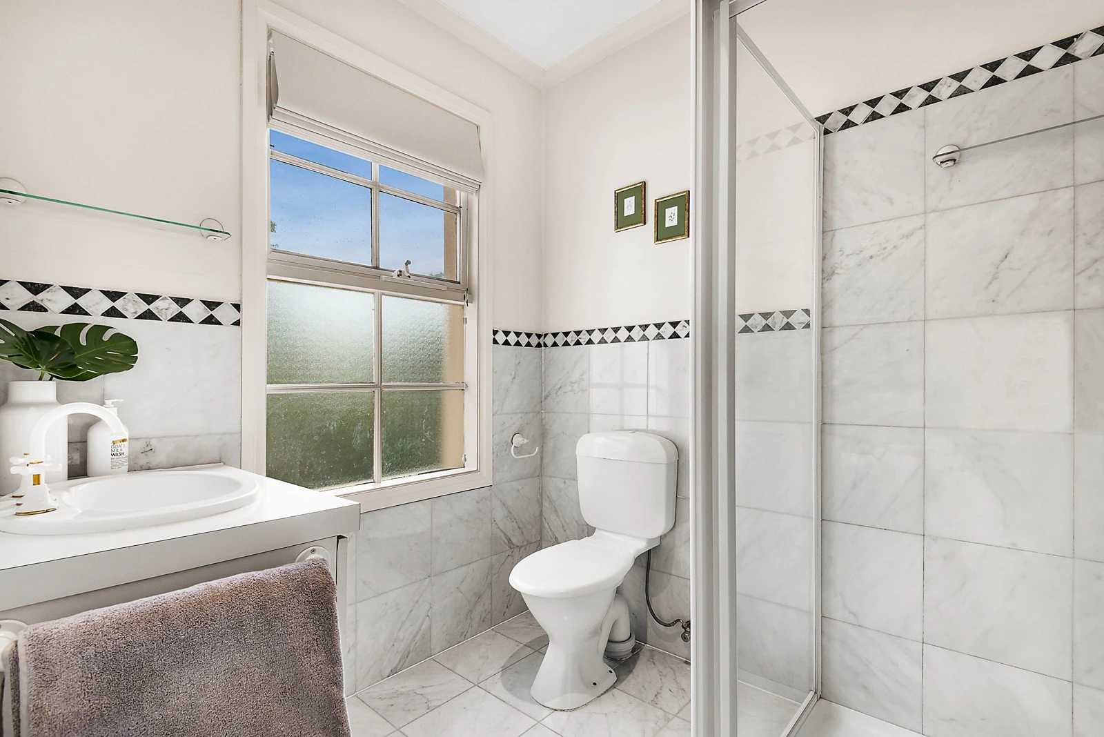 2/15 Scott Grove, Glen Iris, VIC