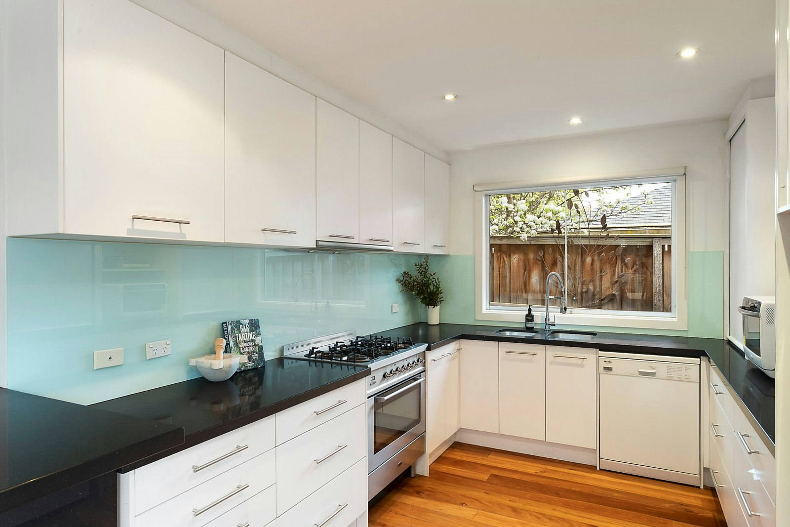 4 Anderson Street, Malvern East, VIC