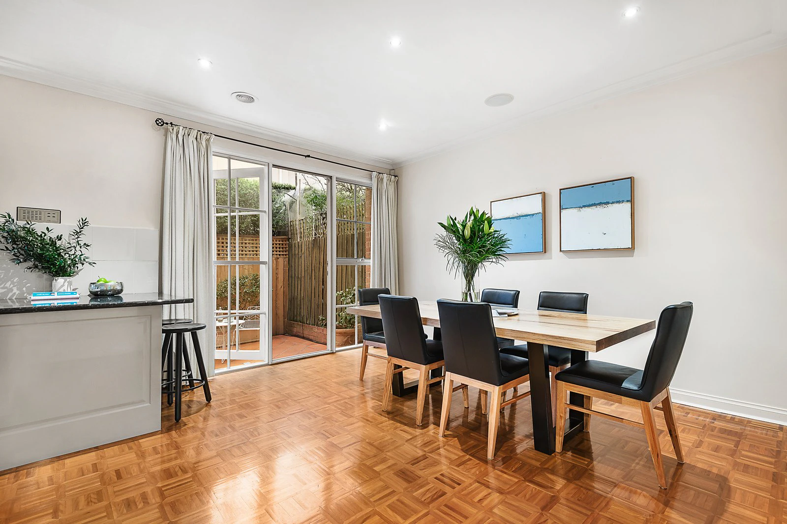 2/15 Scott Grove, Glen Iris, VIC