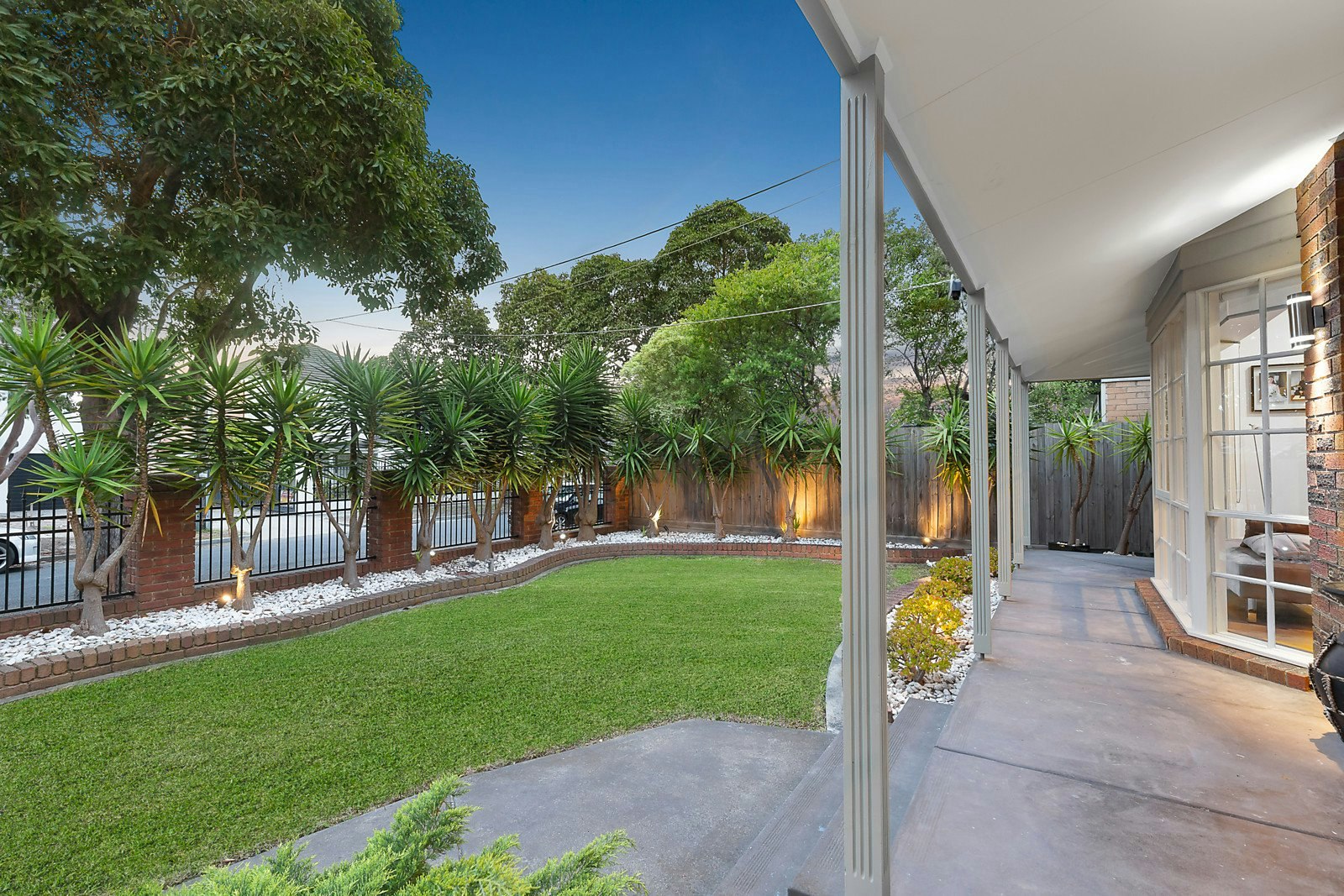 1/17 Robinson Street, Brighton East, VIC