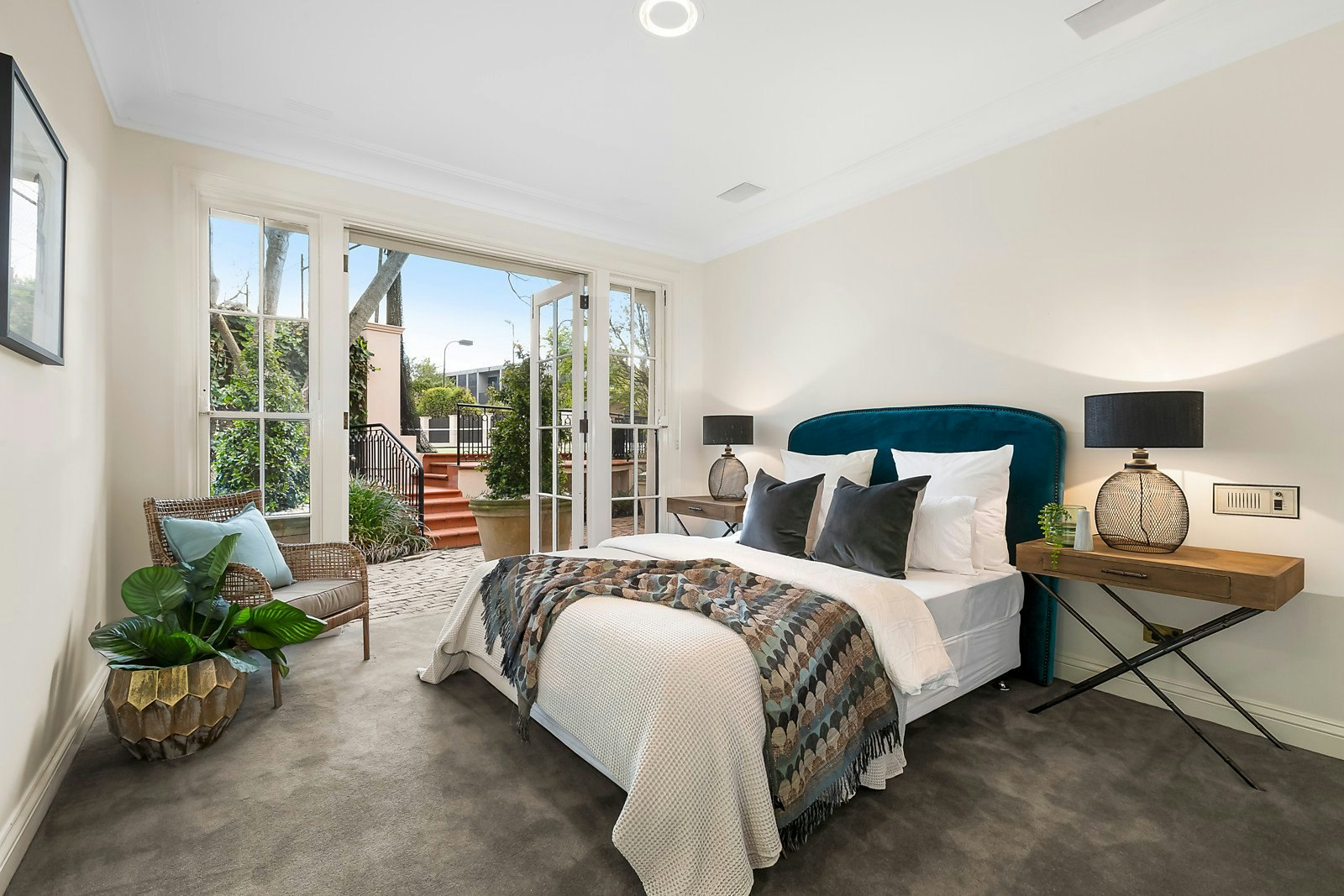 2B Kinane Street, Brighton, VIC