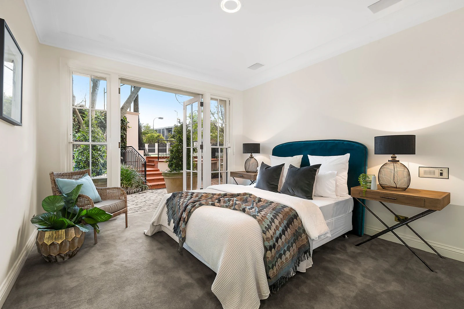 2B Kinane Street, Brighton, VIC