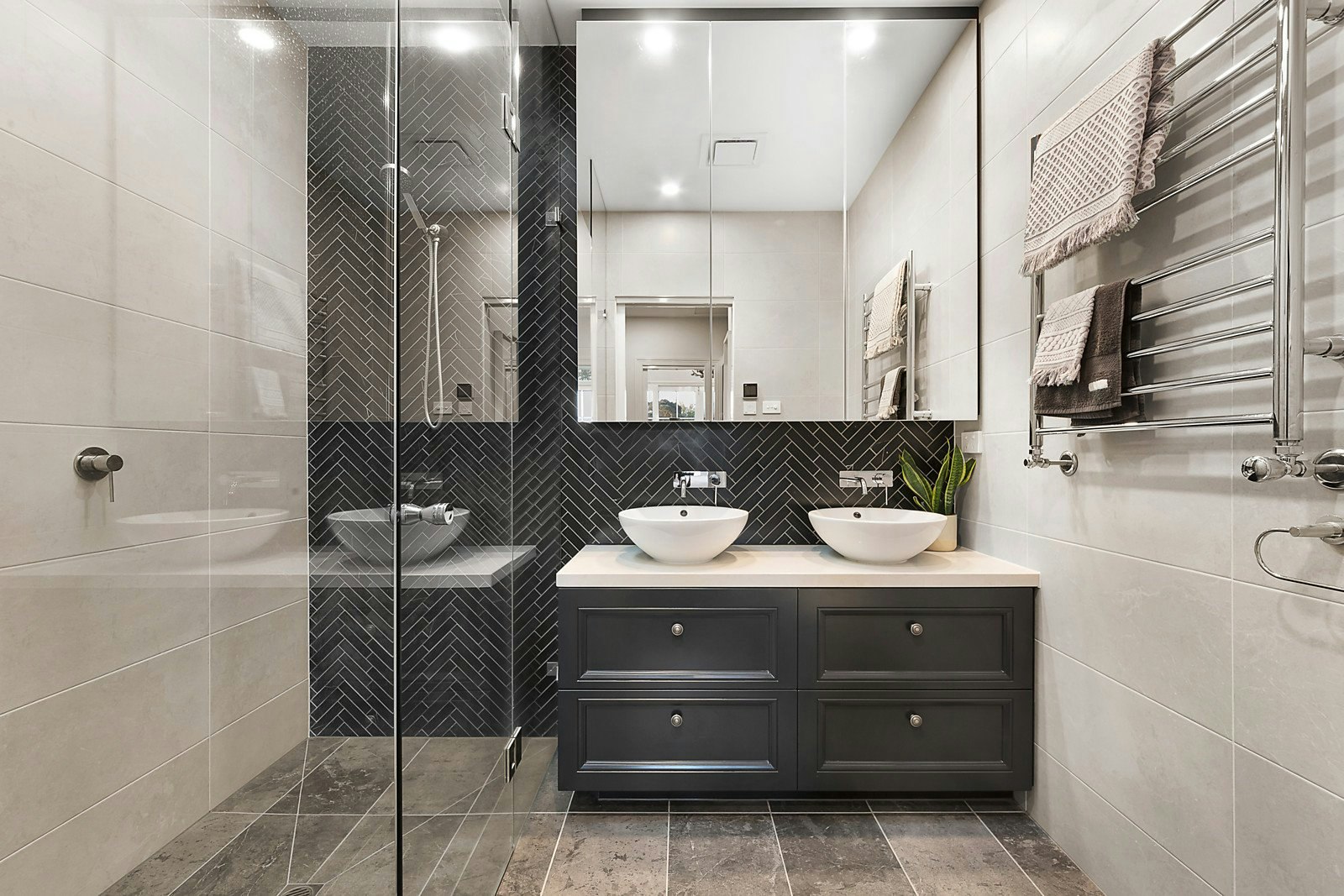 243 Bridport Street West, Albert Park, VIC