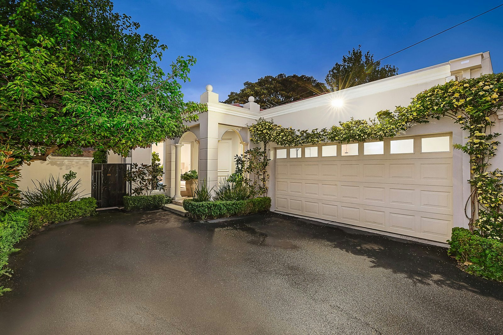 2/422 St Kilda Street, Brighton, VIC