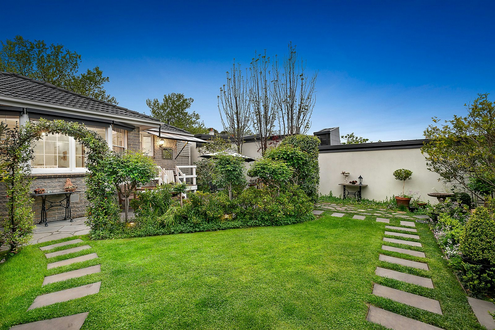 12 Cressy Street, Malvern, VIC