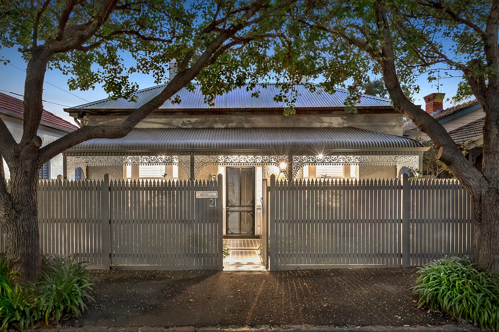 21 Evelina Road, Toorak, VIC