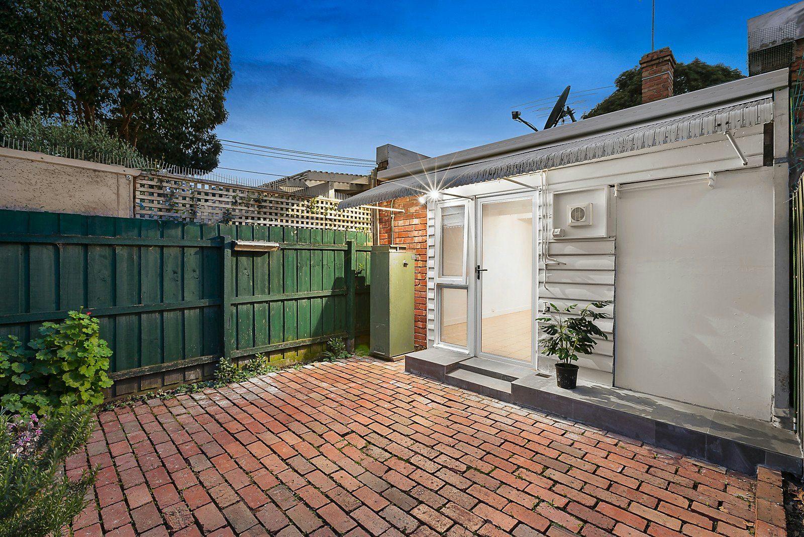 24 Iffla Street, South Melbourne, VIC