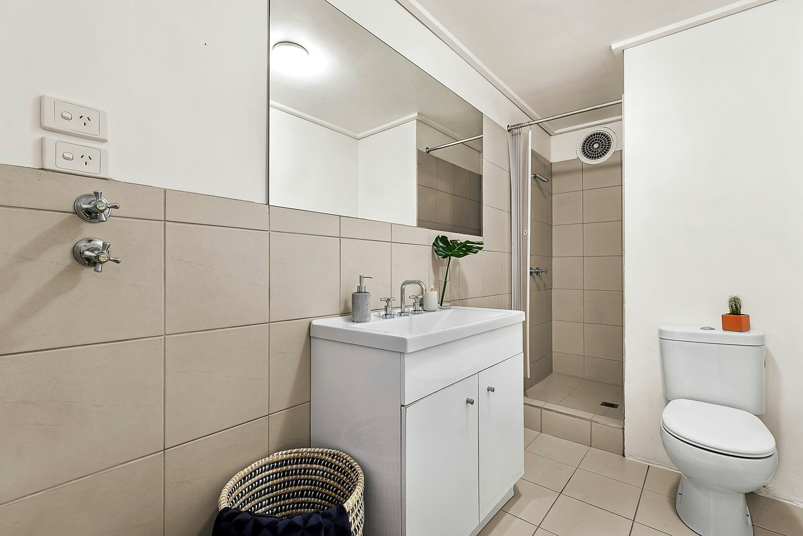 10a Napier Street, South Melbourne, VIC