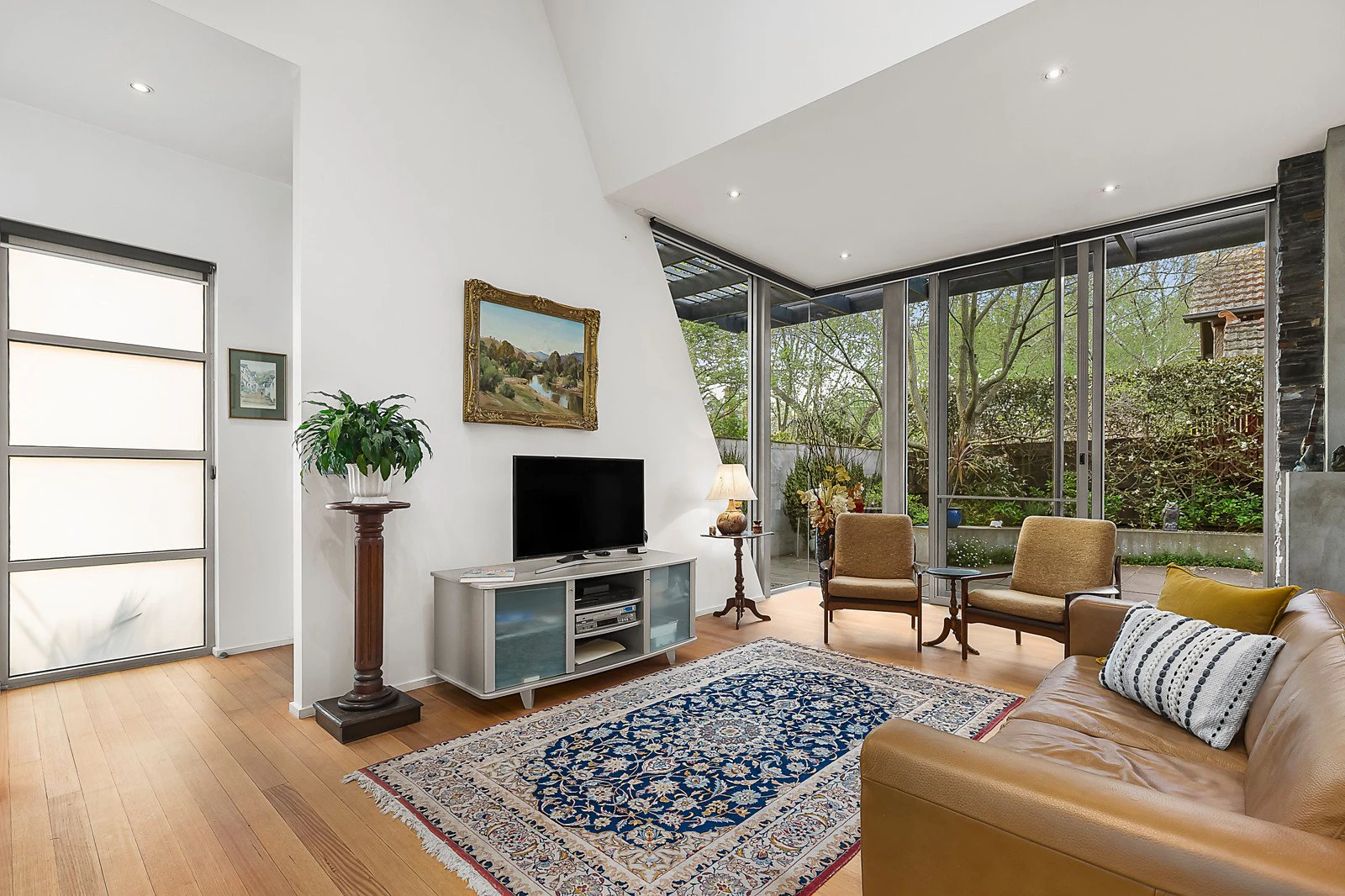 6 Barrington Avenue, Kew, VIC