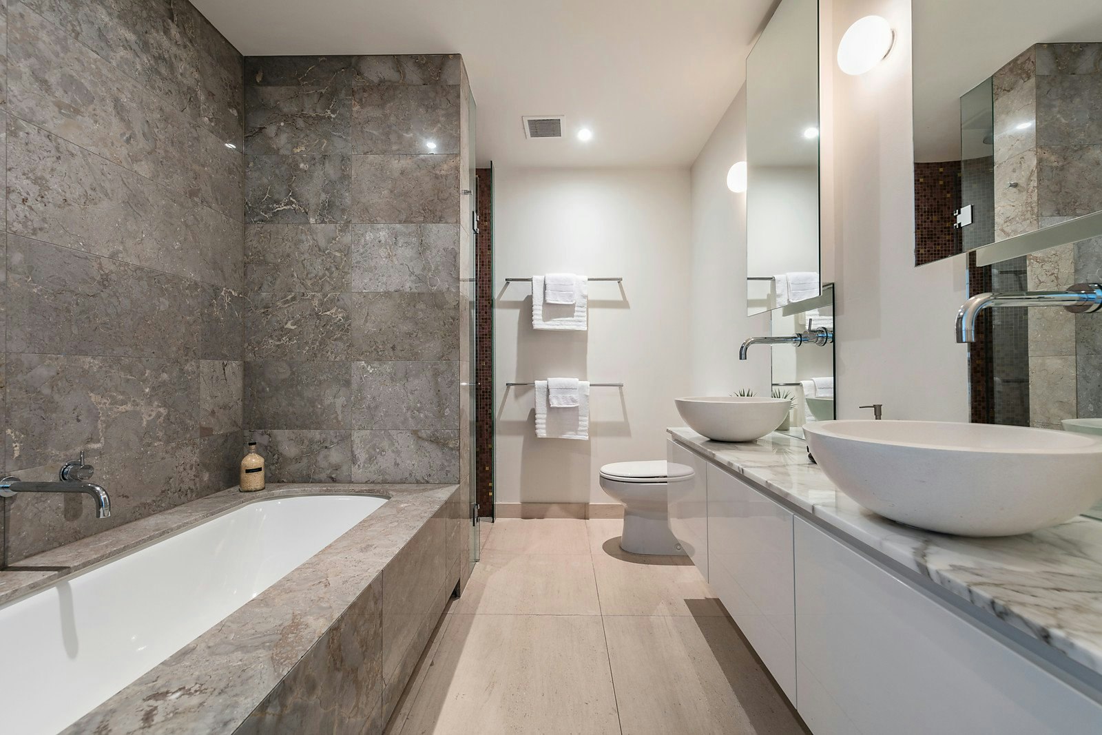 1604/505 St Kilda Road, Melbourne, VIC