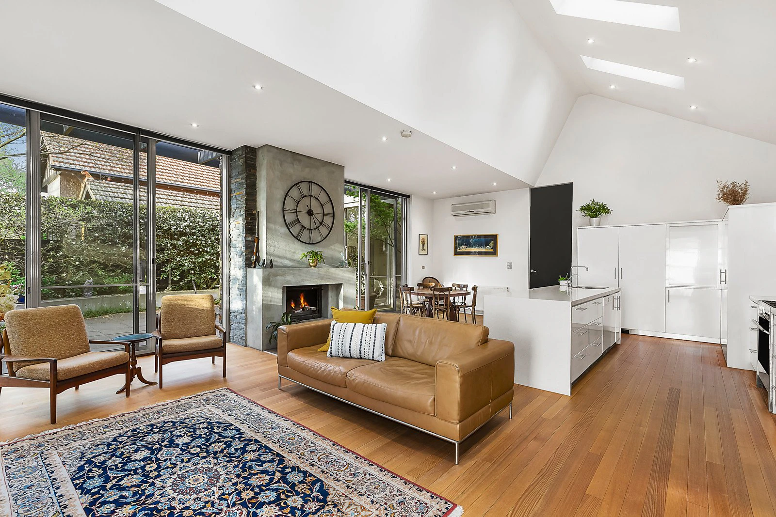 6 Barrington Avenue, Kew, VIC
