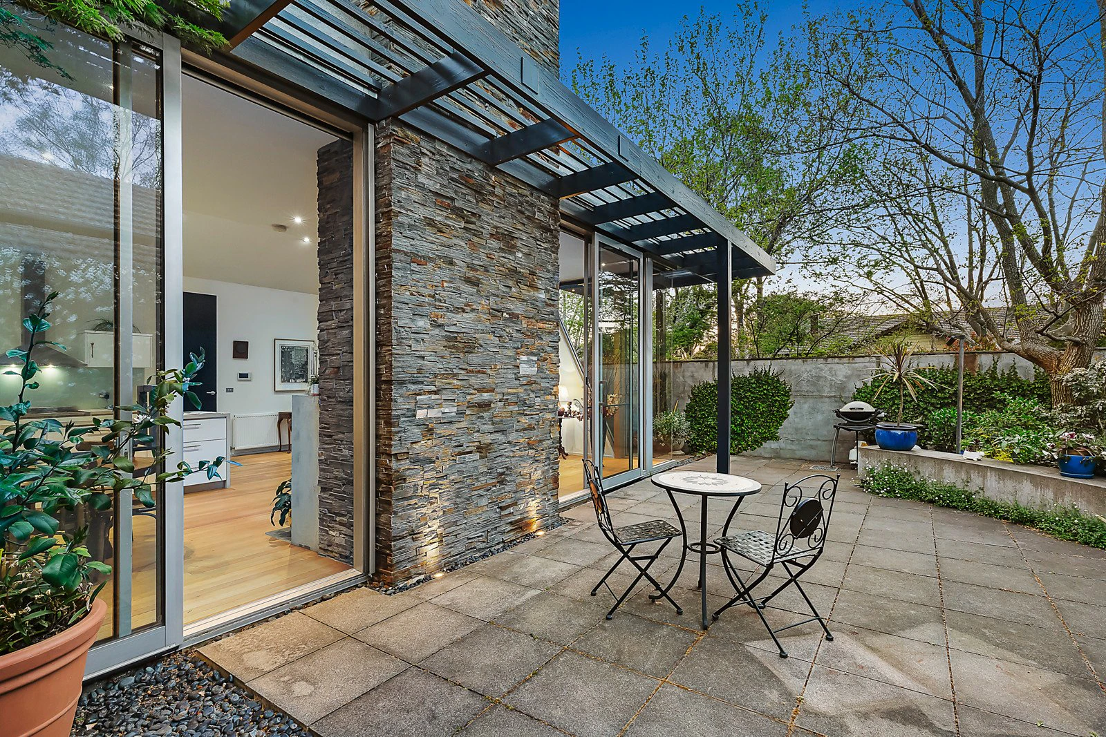 6 Barrington Avenue, Kew, VIC